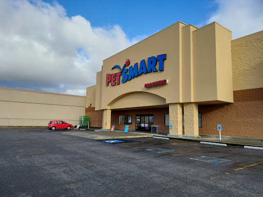 Pet Supply Store «PetSmart», reviews and photos, 13000 Aurora Ave N, Seattle, WA 98133, USA