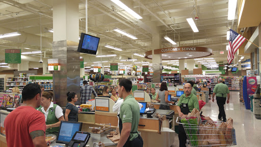 Supermarket «Publix Super Market at Plaza De Leon», reviews and photos, 106 Ponce De Leon Blvd, Miami, FL 33135, USA