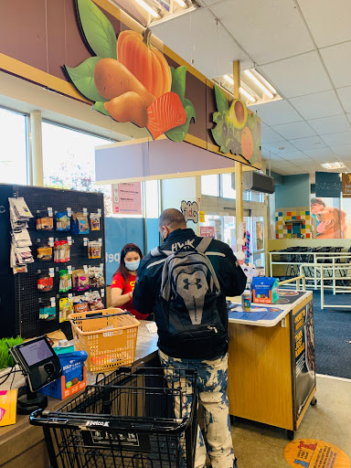 Pet Supply Store «Petco Animal Supplies», reviews and photos, 157-20 Cross Bay Blvd, Howard Beach, NY 11414, USA