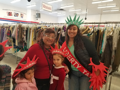 Thrift Store «Rescue Mission Alliance», reviews and photos, 18344 Sherman Way, Reseda, CA 91335, USA