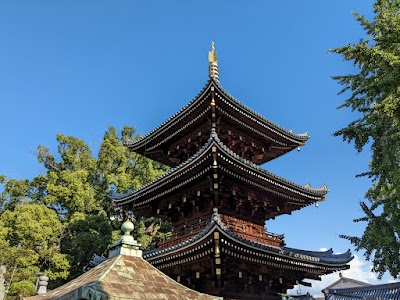 法楽寺 三重塔