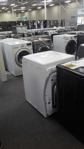 Electronics Store «Best Buy Outlet Store», reviews and photos, 5220 Capital Blvd, Raleigh, NC 27616, USA