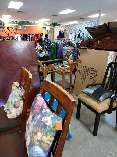 Thrift Store «Southeast Area Ministries Thrift Store», reviews and photos, 2006 Houston Blvd, South Houston, TX 77587, USA