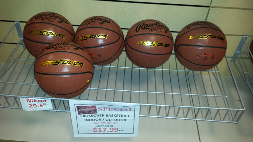 Rawlings Sporting Goods Factory Store, 801 Hill Ave, Reading, PA 19610, USA, 