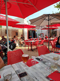 Atmosphère du Restaurant Le Croustous à Vallon-Pont-d'Arc - n°2