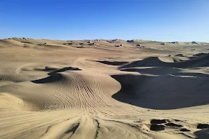 Desierto De Ica image