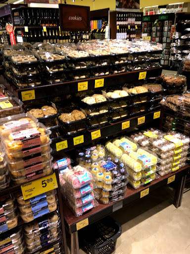 Shopping Mall «Diamond Heights Shopping Center», reviews and photos, 5214D Diamond Heights Blvd, San Francisco, CA 94131, USA