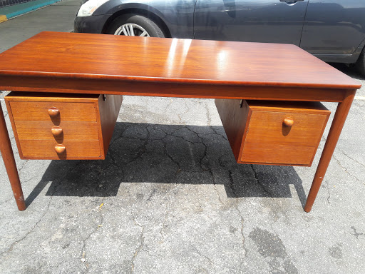 Furniture Store «San Antonio Furniture Finders», reviews and photos, 617 Fredericksburg Rd, San Antonio, TX 78201, USA