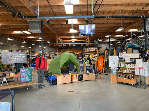 Camping Store «REI», reviews and photos, 12218 E Foothill Blvd, Rancho Cucamonga, CA 91739, USA