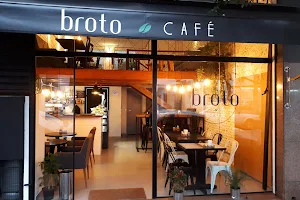 Broto Café image
