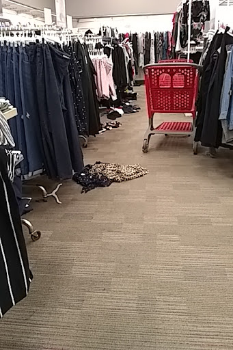 Department Store «Target», reviews and photos, 800 Christiana Mall, Newark, DE 19702, USA