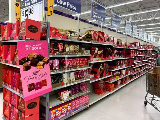 Department Store «Walmart Supercenter», reviews and photos, 2200 Brookmeade Dr, Columbia, TN 38401, USA