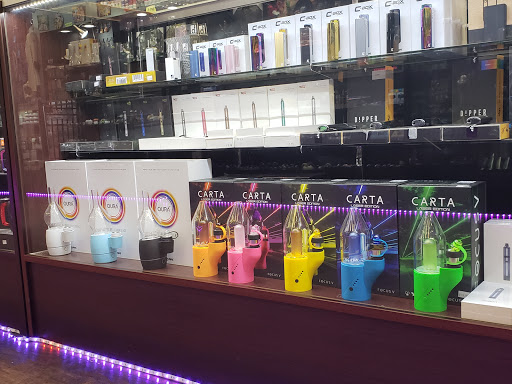 Tobacco Shop «Hazel Sky Smoke Shop San Pedro», reviews and photos, 7071 San Pedro Ave, San Antonio, TX 78216, USA