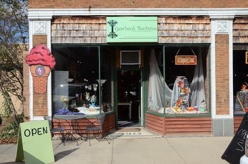 Boutique «Geschenk Boutique», reviews and photos, 228 E Lincoln St, St Joseph, IL 61873, USA