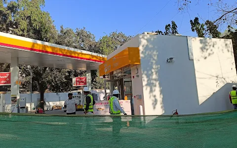 Shell Petrol Pump image