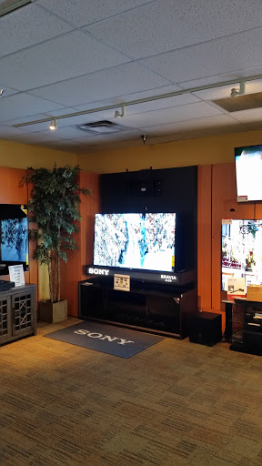 Electronics Store «Best Buy», reviews and photos, 2401 N Mayfair Rd, Wauwatosa, WI 53226, USA