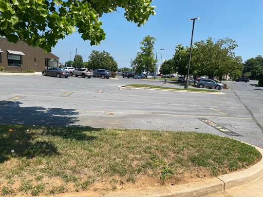 American Restaurant «Cracker Barrel Old Country Store», reviews and photos, 725 Foxcroft Ave, Martinsburg, WV 25401, USA