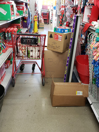 Dollar Store «FAMILY DOLLAR», reviews and photos, 108 Main St, Brookville, IN 47012, USA