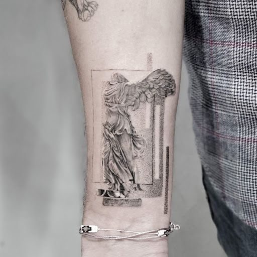 Explore clavicle tattoo ideas, creative tattoo ideas in Los Angeles, available at Ethos Art Haus Tattoo