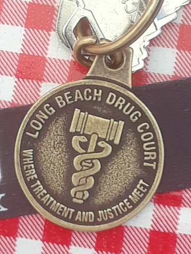 Sporting Goods Store «Big 5 Sporting Goods - Long Beach (4Th Street)», reviews and photos, 205 E 4th St B-115, Long Beach, CA 90802, USA