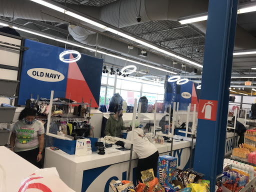 Clothing Store «Old Navy», reviews and photos, 400 S State Rd, Springfield, PA 19064, USA