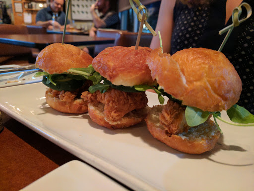 Wine Store «Foxcroft Wine Co. SouthPark», reviews and photos, 7824 Fairview Rd, Charlotte, NC 28226, USA