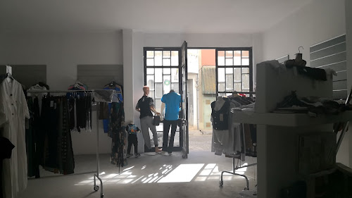 Ponto da moda (loja do João) em Alferrarede