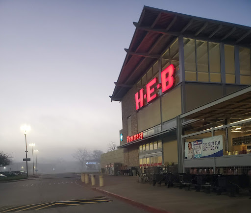 Grocery Store «H-E-B Grocery», reviews and photos, 97 Oyster Creek Dr, Lake Jackson, TX 77566‑4622, USA