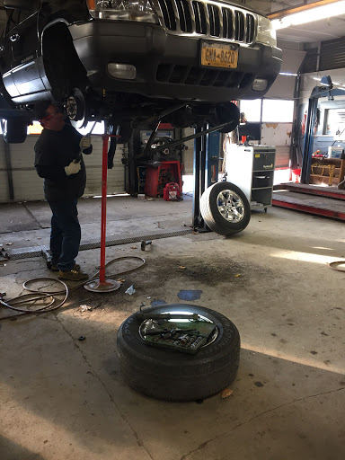 Auto Repair Shop «Neptune Auto Care», reviews and photos, 11 Vernon Ave, Mastic, NY 11950, USA