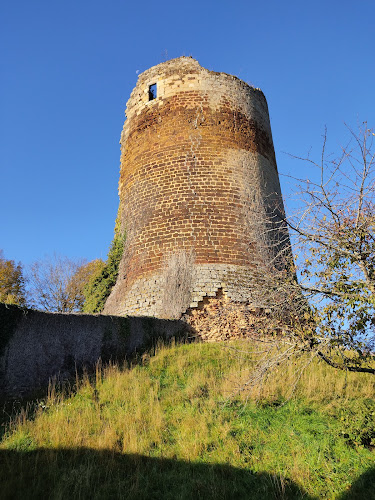 Ruines du château de Brosse à Chaillac