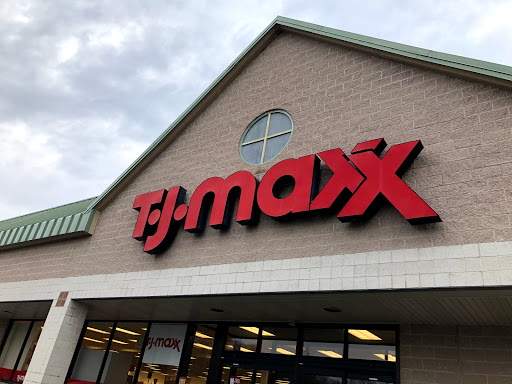 Department Store «T.J. Maxx», reviews and photos, 865 Bridgeport Ave, Shelton, CT 06484, USA