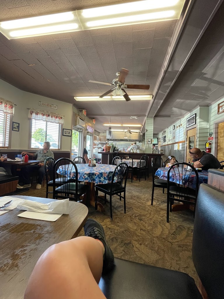 Farmhouse Diner 01524