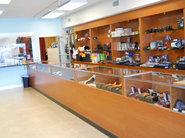 Crown Pawn Shop in Hallandale GOLD BUYER WATCH BUYER