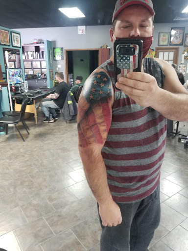 Tattoo Shop «Empire Tattoo Newark», reviews and photos, 225 S 21st St, Newark, OH 43055, USA
