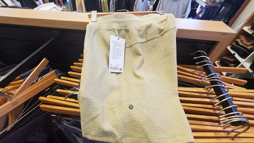 Sportswear Store «lululemon», reviews and photos, 675 Ponce De Leon Ave NE C187, Atlanta, GA 30308, USA