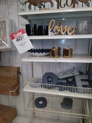 Craft Store «Michaels», reviews and photos, 28550 Telegraph Rd, Southfield, MI 48034, USA