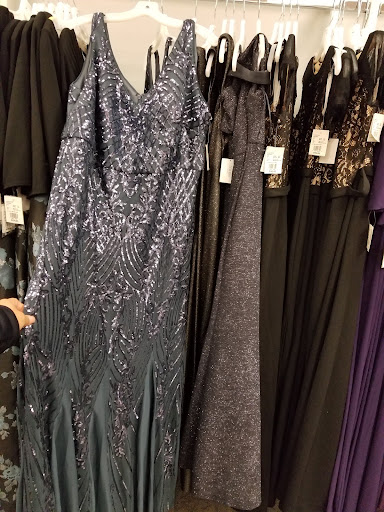 Shopping Mall «Central Plaza Shopping Center», reviews and photos, 2550 Central Park Ave, Yonkers, NY 10710, USA