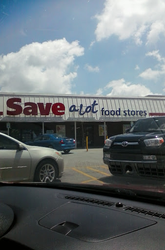 Grocery Store «Save-A-Lot», reviews and photos, 130 W McClain Ave, Scottsburg, IN 47170, USA