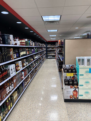 Liquor Store «Tosa Wine and Spirits», reviews and photos, 11500 W North Ave, Wauwatosa, WI 53226, USA