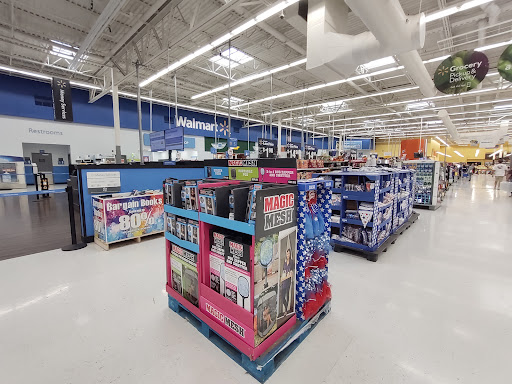 Department Store «Walmart Supercenter», reviews and photos, 16865 Clover Rd, Noblesville, IN 46060, USA