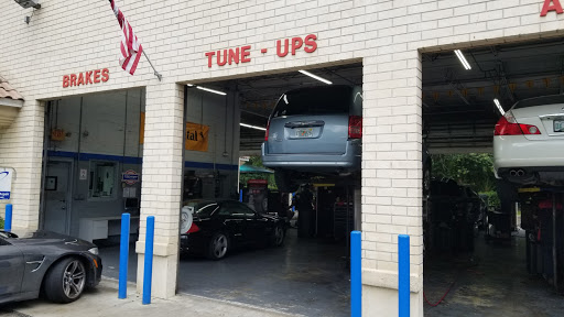 Auto Repair Shop «Great Bear Automotive», reviews and photos, 1430 Northpark Dr, Weston, FL 33326, USA