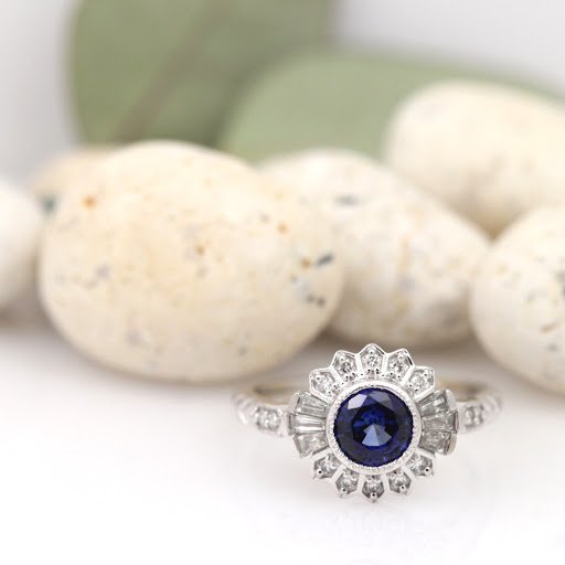 Jewelry Designer «ABRACADABRA Jewelry/Gem Gallery», reviews and photos, 205 E Liberty St, Ann Arbor, MI 48104, USA