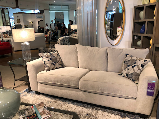 Furniture Store «Rooms To Go & Rooms To Go Kids Furniture Store - Miami International (Doral)», reviews and photos, 10623 NW 12th St, Doral, FL 33172, USA