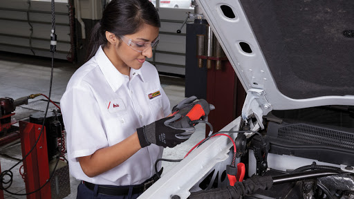 Tire Shop «Les Schwab Tire Center», reviews and photos, 11038 WA-525 #8, Clinton, WA 98236, USA