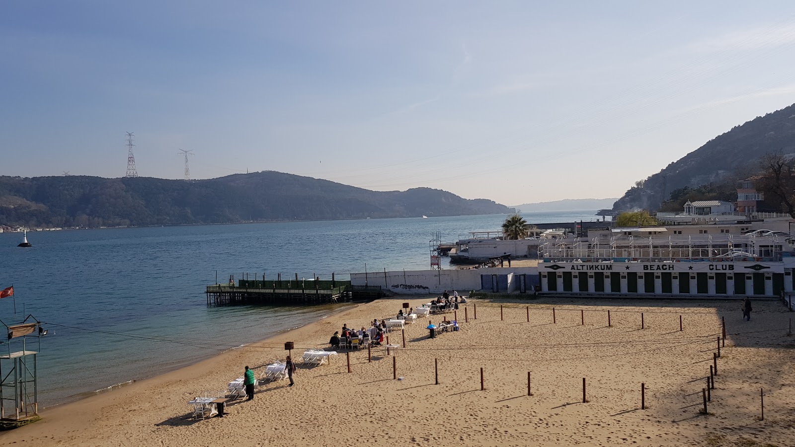 Foto von Sariyer Altinkum Kadinlar Plaji strandresort-gebiet