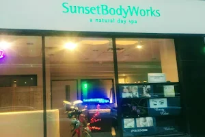 Sunsetbodyworks Day Spa at The Esperson image
