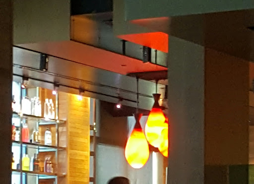 Seafood Restaurant «Devon Seafood + Steak», reviews and photos, 27 W Chocolate Ave, Hershey, PA 17033, USA