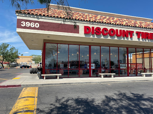 Discount Tire Store - Tucson, AZ, 3960 W Ina Rd, Tucson, AZ 85741, USA, 