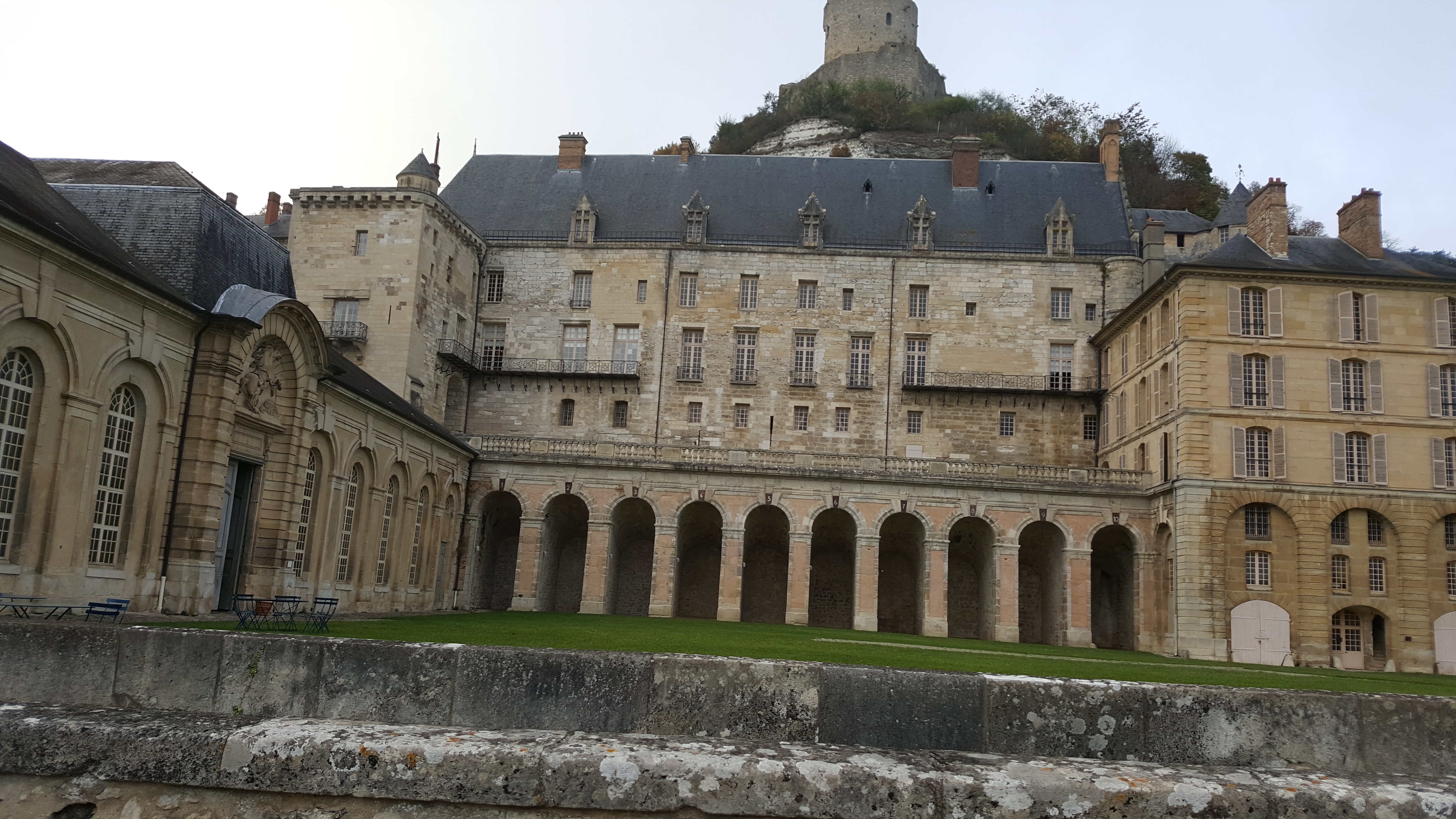 Photo n° 10 de l'avis de Alain.a fait le 06/10/2019 à 13:55