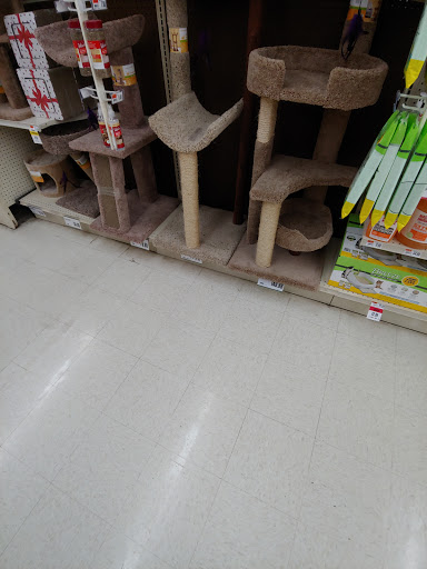 Pet Supply Store «Pet Supplies Plus», reviews and photos, 18610 W Bluemound Rd, Brookfield, WI 53045, USA